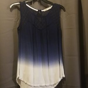 Rewind fade blue and white top